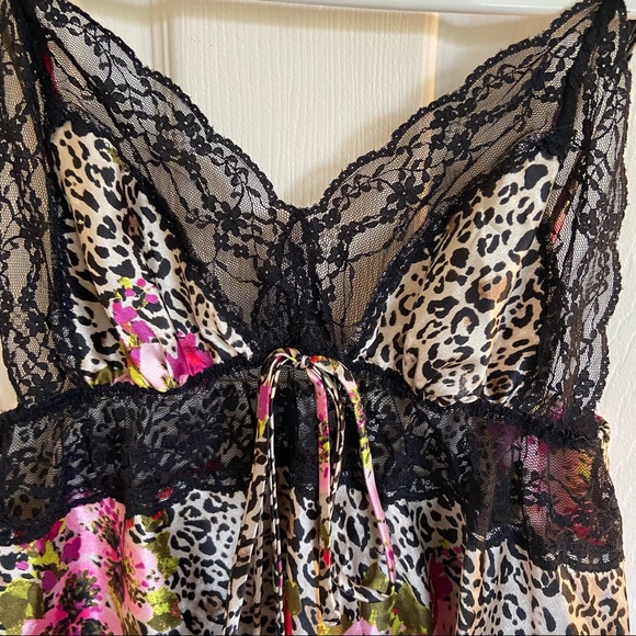 Silk Slip - Picture 2 of 3